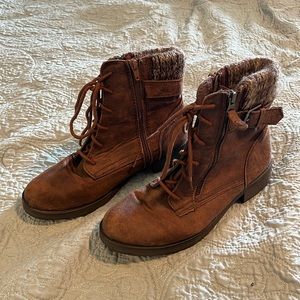 Faded Glory zip up/ lace up, brown boots with insulated tops. Size 10.